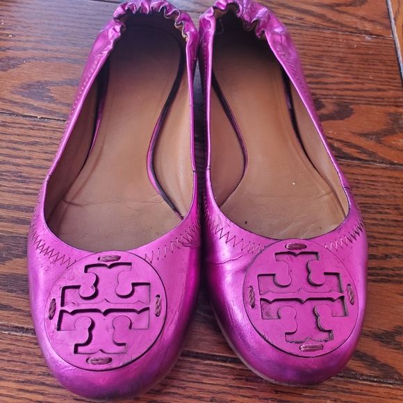 Tory Burch Shoes | Tory Burch Metallic Purple Flats Size 75 | Poshmark